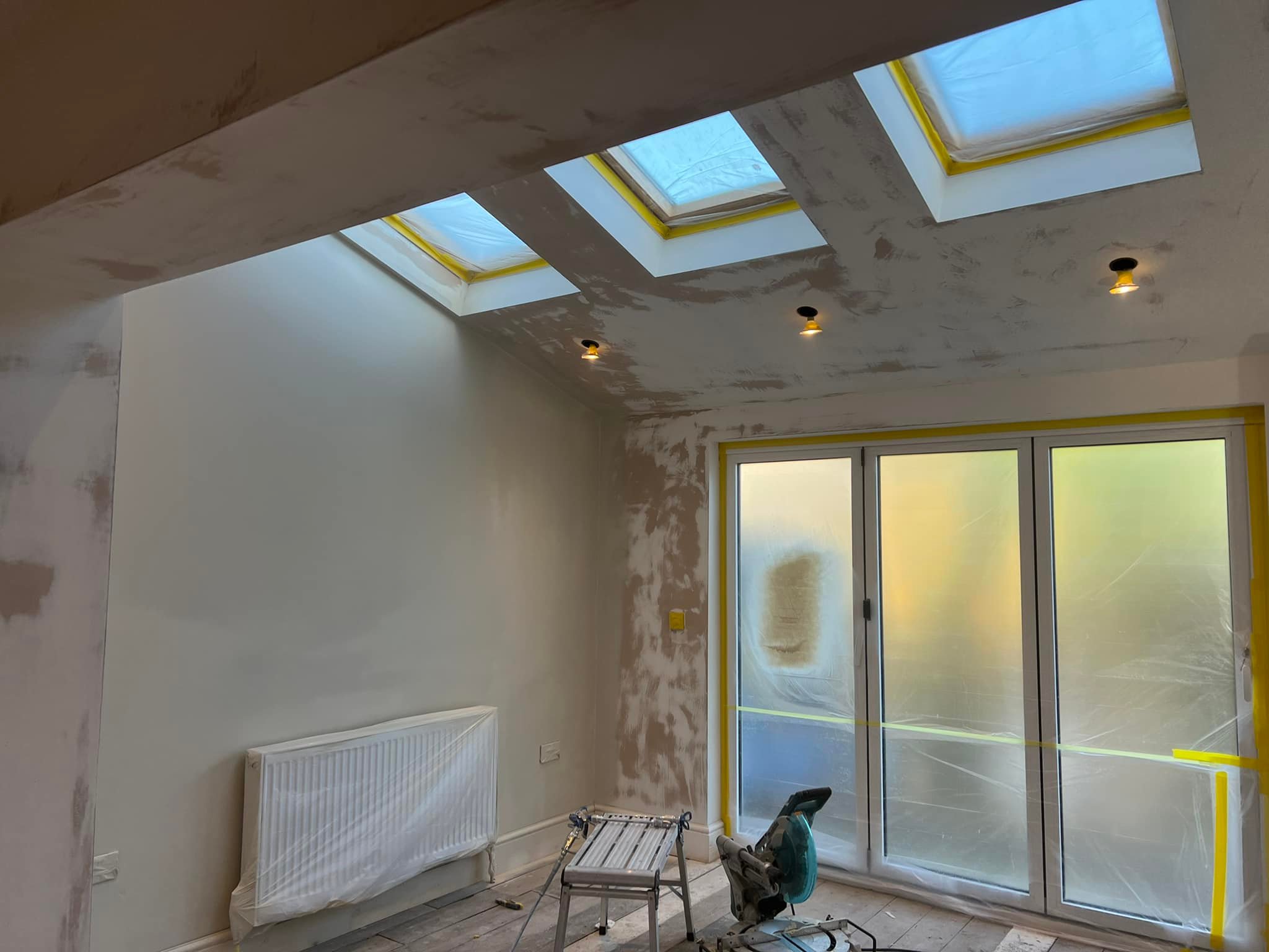 Wallpapering in Bristol and the Southwest